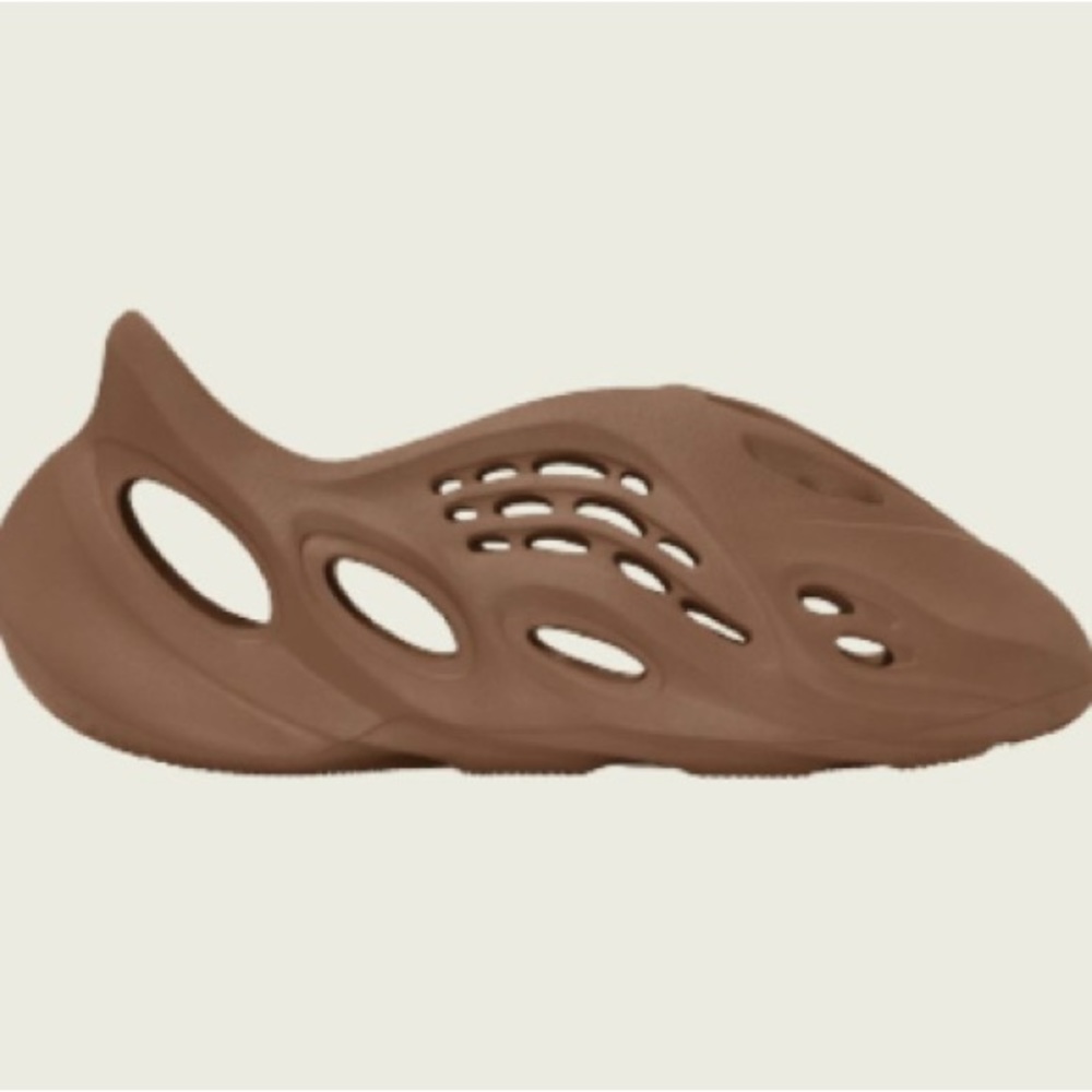 Yeezy Foam Runner Clay Red